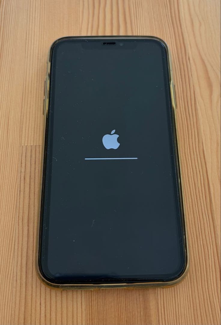 Apple iPhone XR ブラック 本体 と 箱・付属品