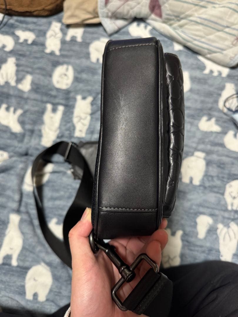 COACH シグネチャー　ボディーバック　黒