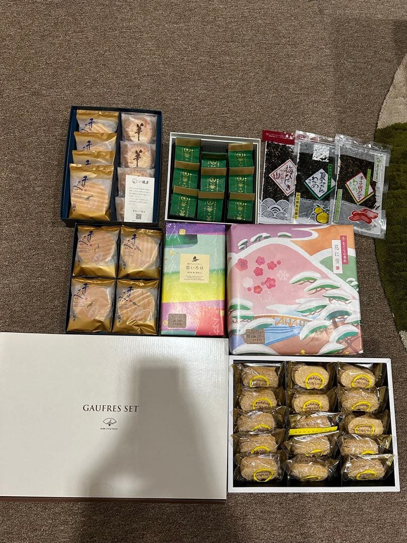 和菓子　洋菓子　ふりかけなど