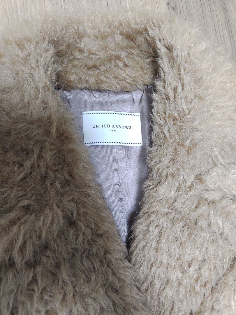 【着用回数２回】UNITED ARROWS　ボア ハーフスリーブ ベスト