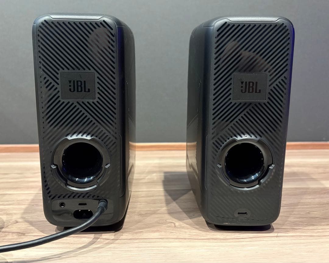JBL QUANTUM DUO ゲーミングスピーカー　動作確認済み
