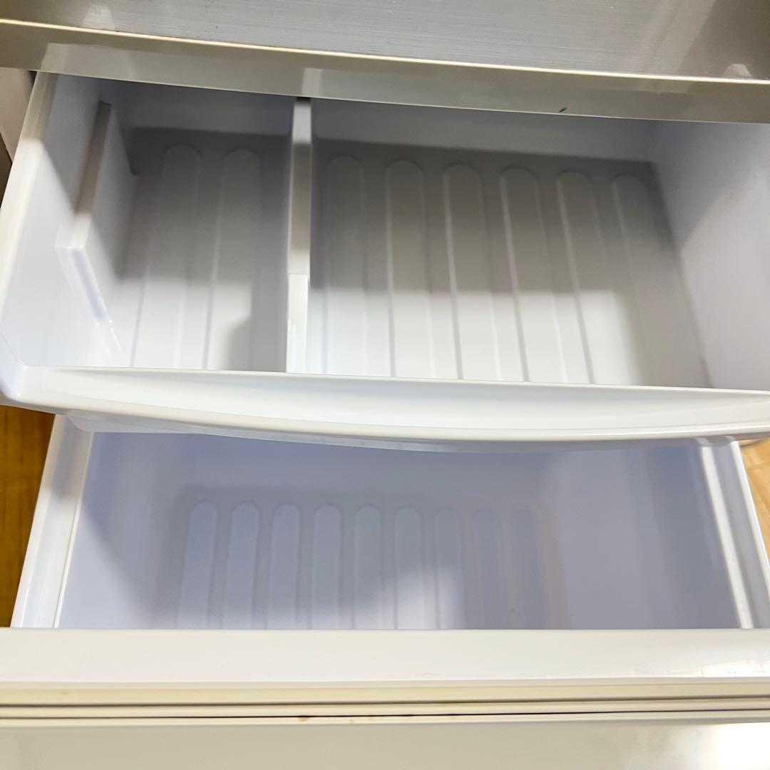 【送料無料】SHARP SJ-D17E-S 冷蔵庫 2018年製