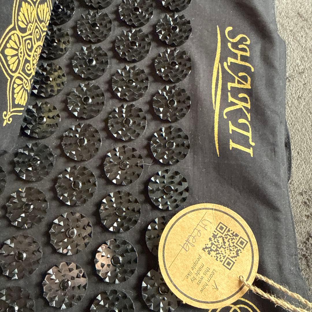 か*こ様 【未使用に近い】シャクティマット　ブラック　ピロー付き