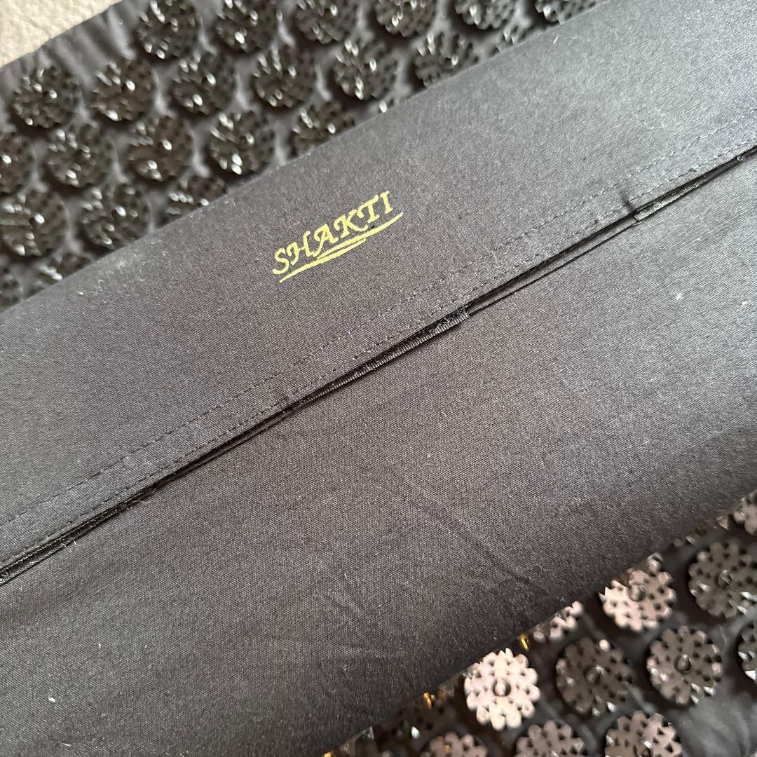 か*こ様 【未使用に近い】シャクティマット　ブラック　ピロー付き