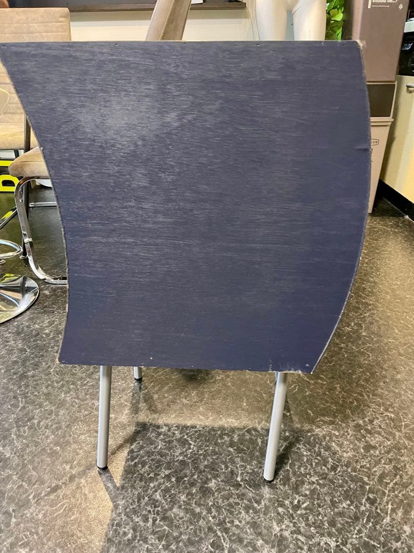 kazu8tami！　　　　　　レトロ調 3段 チェスト デザイン良し！