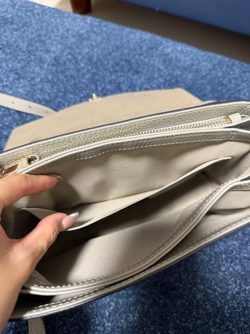 FURLAショルダーバッグ