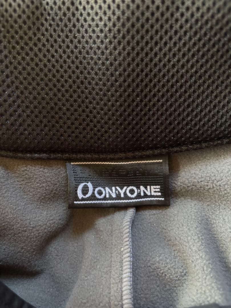 ONYONE ブラック レーシングウェア