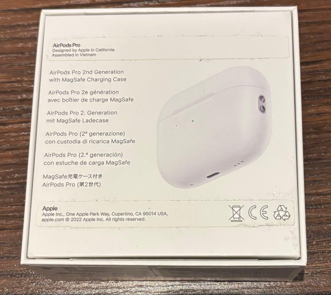 AirPods Pro2 本体、ケース