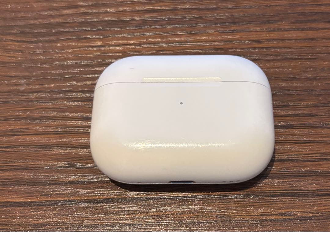 AirPods Pro2 本体、ケース
