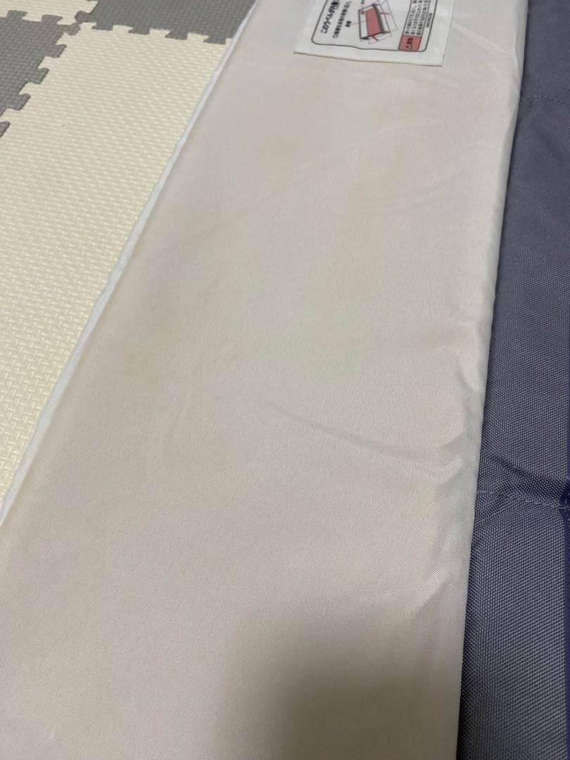 ★匿名配送★アップリカ　ココネルエアープラス　　グレー　ベビーベッド　折りたたみ