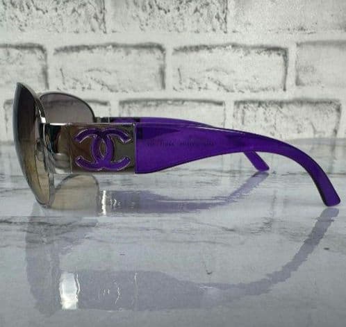 未使用に近い CHANEL シャネル サングラス ココマーク デカロゴ 美品