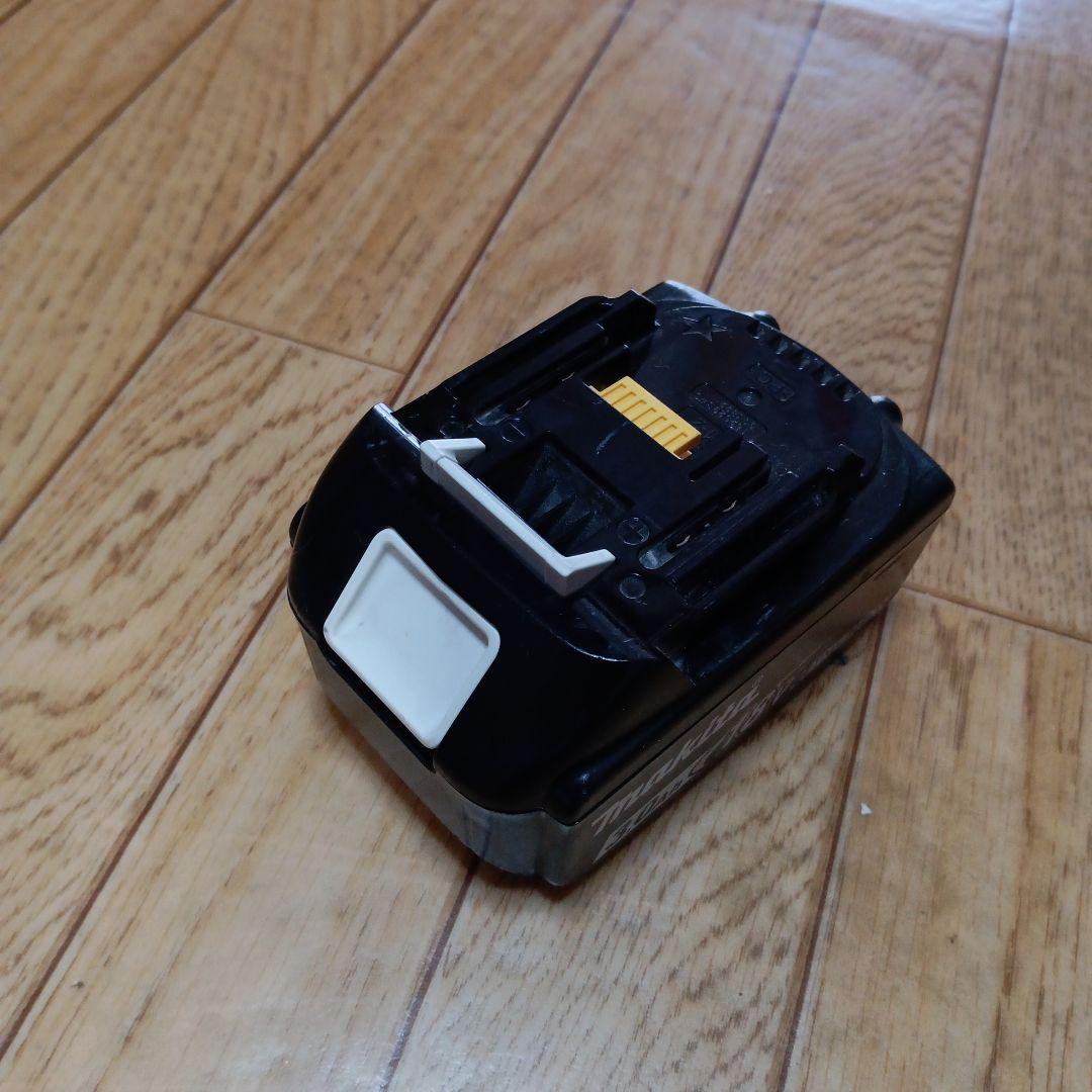 マキタ18V充電式クリーナCL−182FD純正バッテリ、急速充電器、サイクロン付