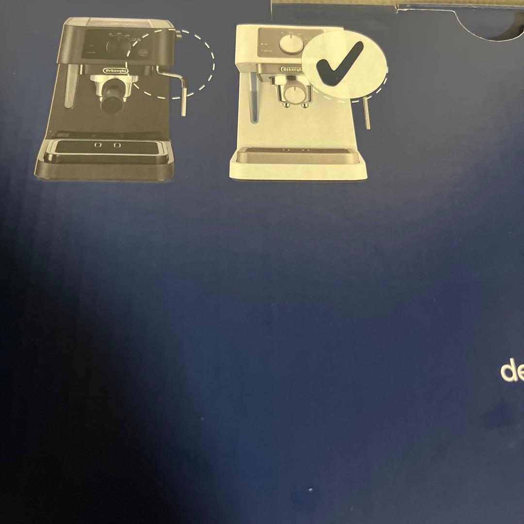 【新品未使用】デロンギ スティローザ EC235J-W エスプレッソマシン