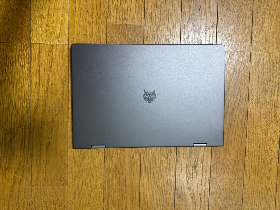 13.3型　ノートパソコン　　　　　タッチパネルoffice