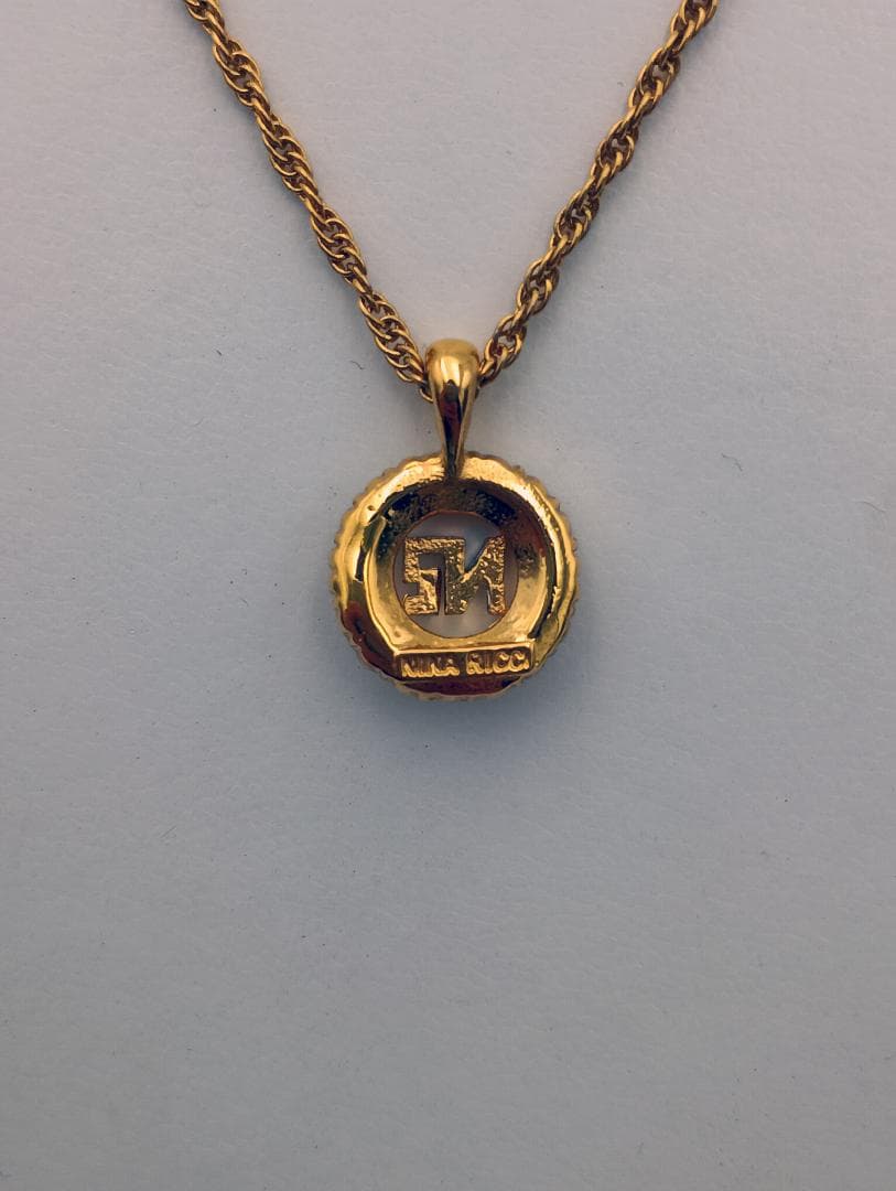 ニナリッチ　K18　刻印　ネックレス　ゴールド　NINA RICCI　美品