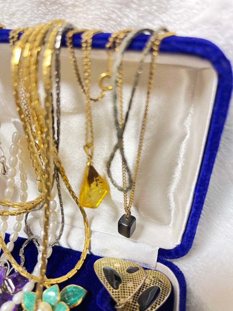 遺品整理 アクセサリー 大量 まとめ ヴィンテージ レトロ