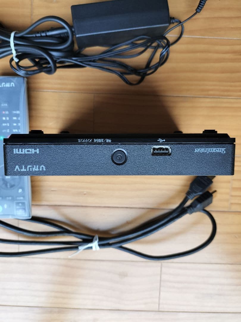 Streamtruer Smart TV 3400 本体