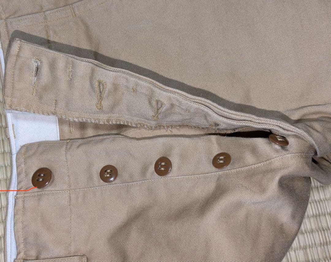 アットラスト チノパン30 ベージュ ブッチャープロダクツ