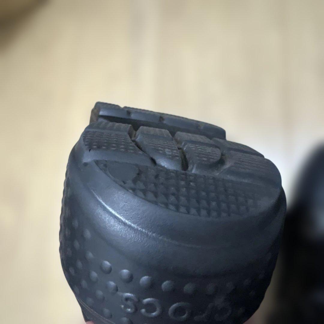 Crocs ストンプ エンベリッシュド クロッグ　ブラック クロッグサンダル