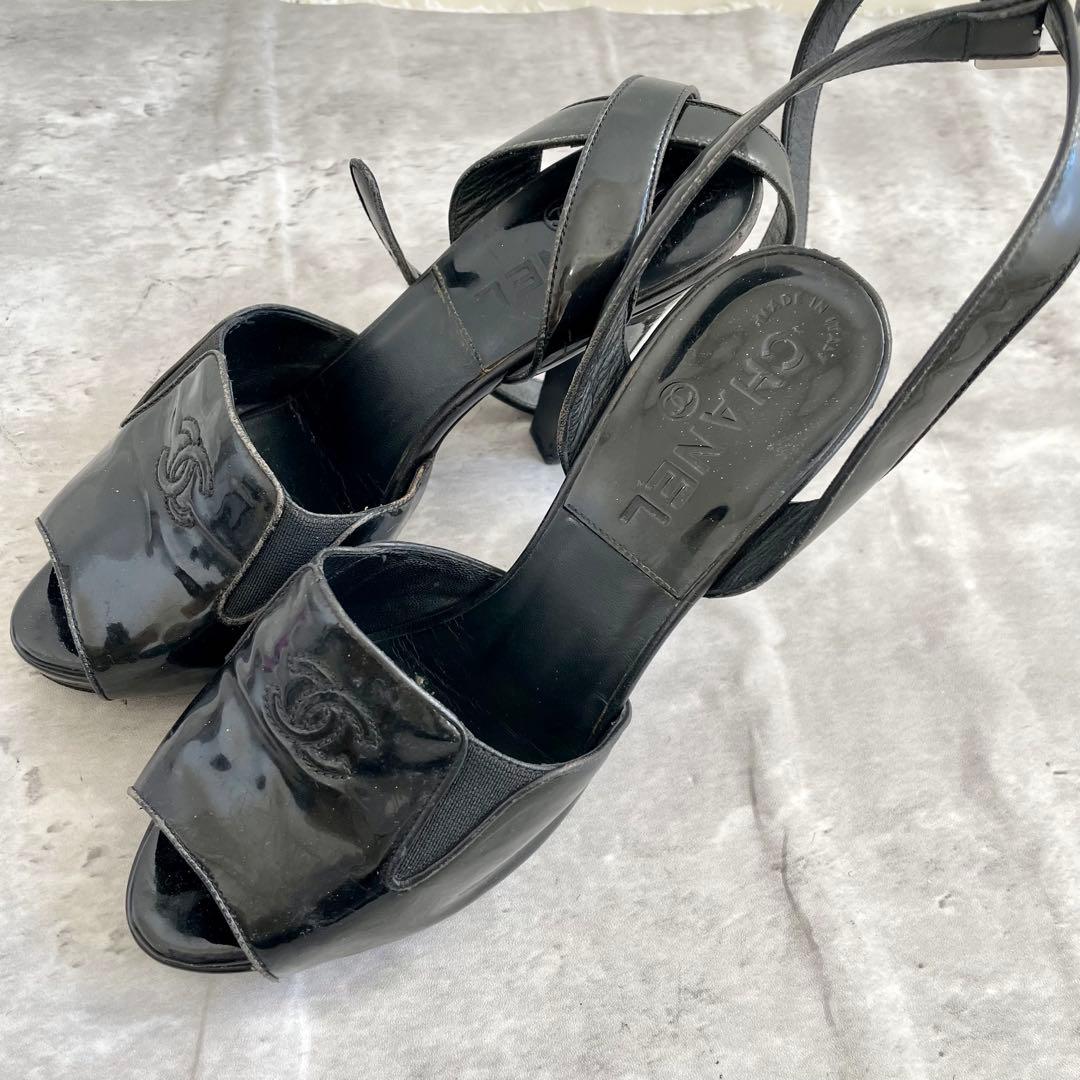 CHANEL アンクルストラップ ココマーク エナメル パンプス 35C