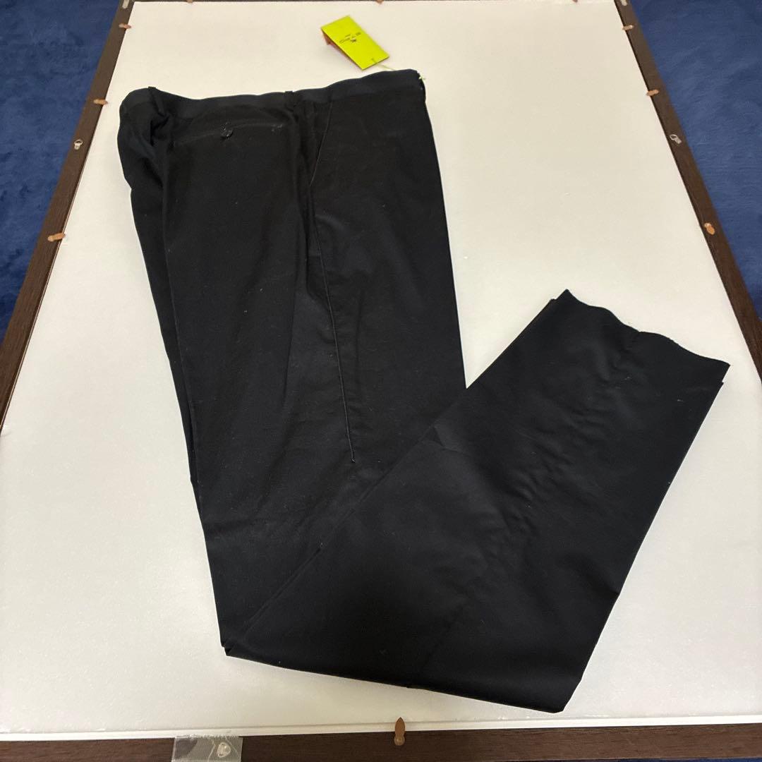 エトロ　黒 スラックス タグ付き　56サイズ