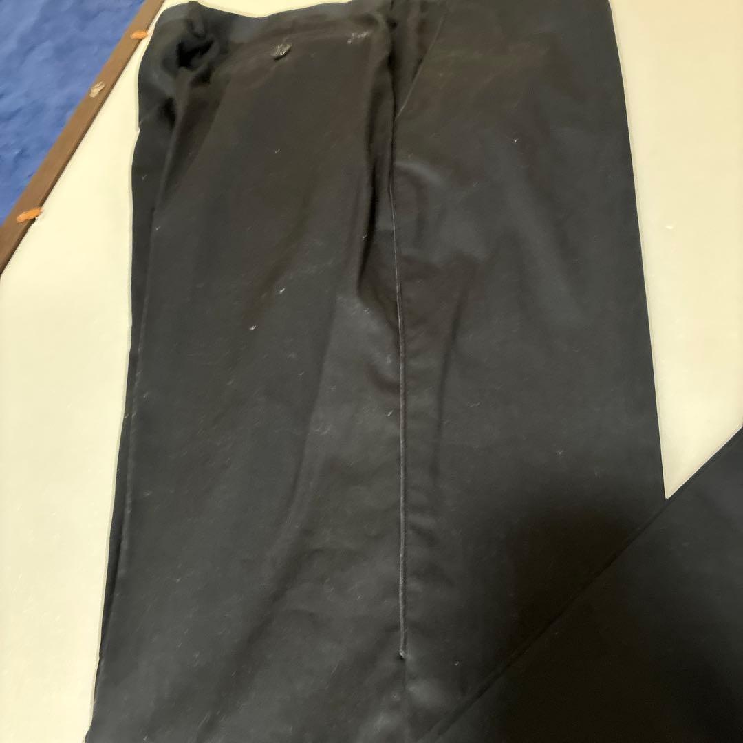 エトロ　黒 スラックス タグ付き　56サイズ