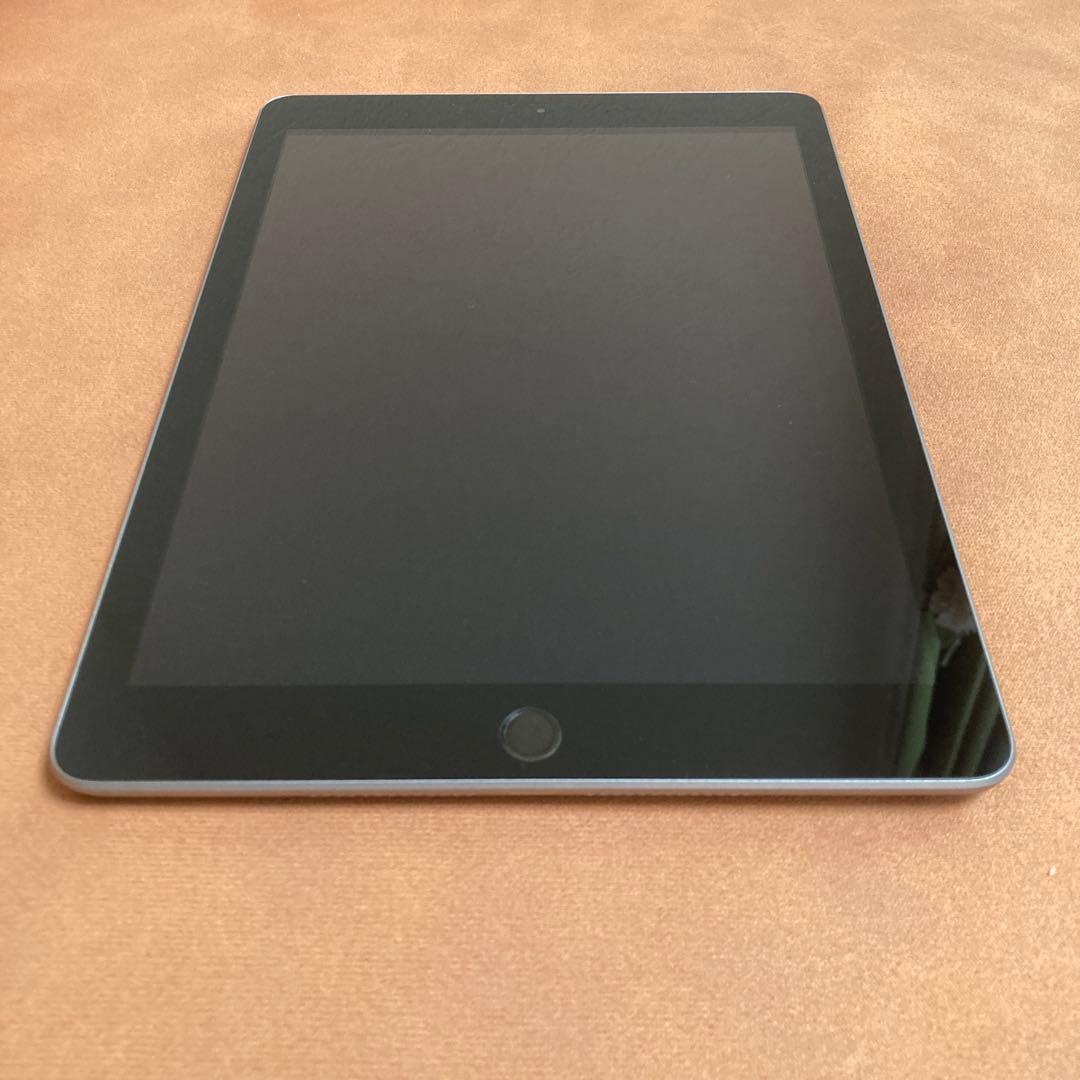 132【早い者勝ち】電池良好☆iPad6 第6世代 32GB WIFIモデル☆