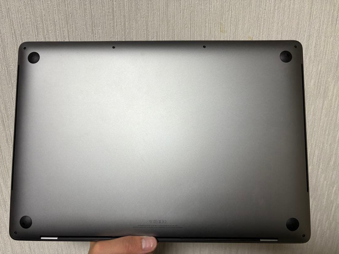 MacbookPro 2019 16インチ Corei9 1TB メモリ16GB