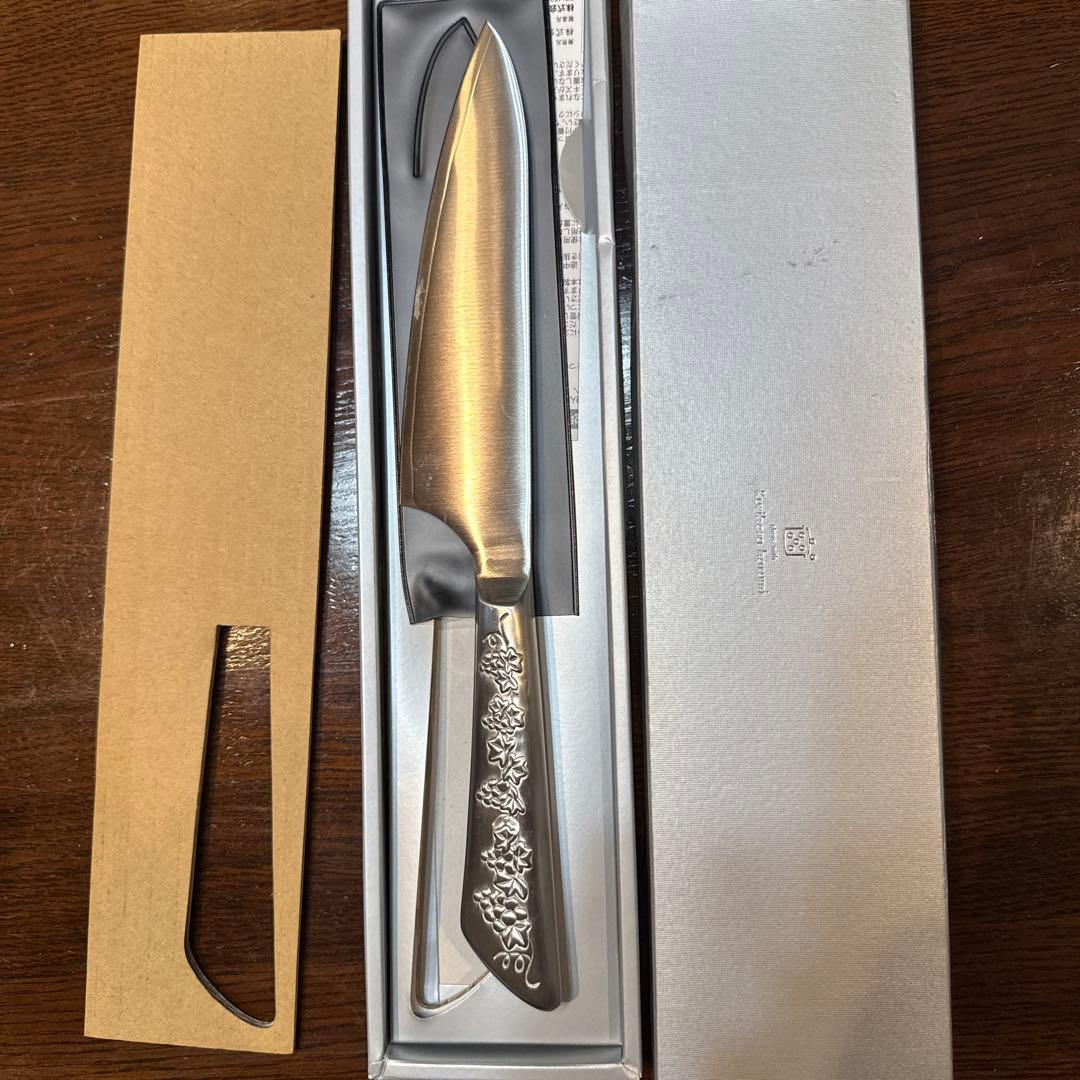 栗原はるみ　複合材ぶどつ柄キッチンナイフM