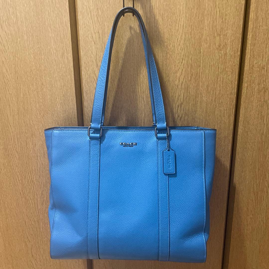 COACH 青 レザートートバッグ