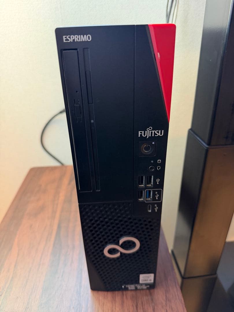 Windowsデスクトップ ESPRIMO D7011/GX i5-10505/8GB/256GB SSD