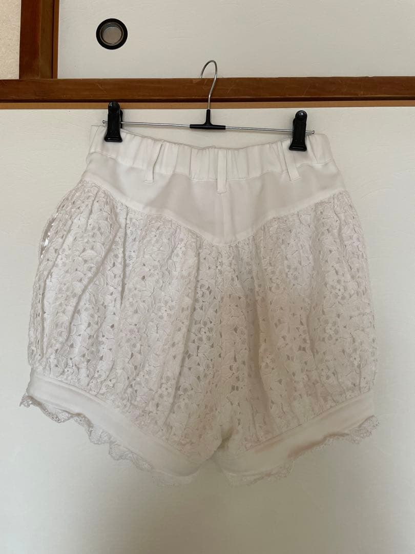 SIIILON レースホワイトショートパンツ