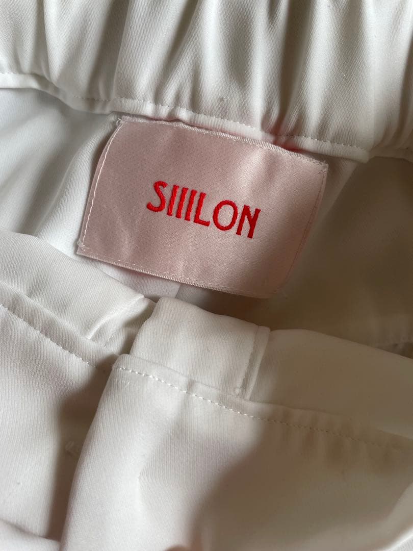 SIIILON レースホワイトショートパンツ