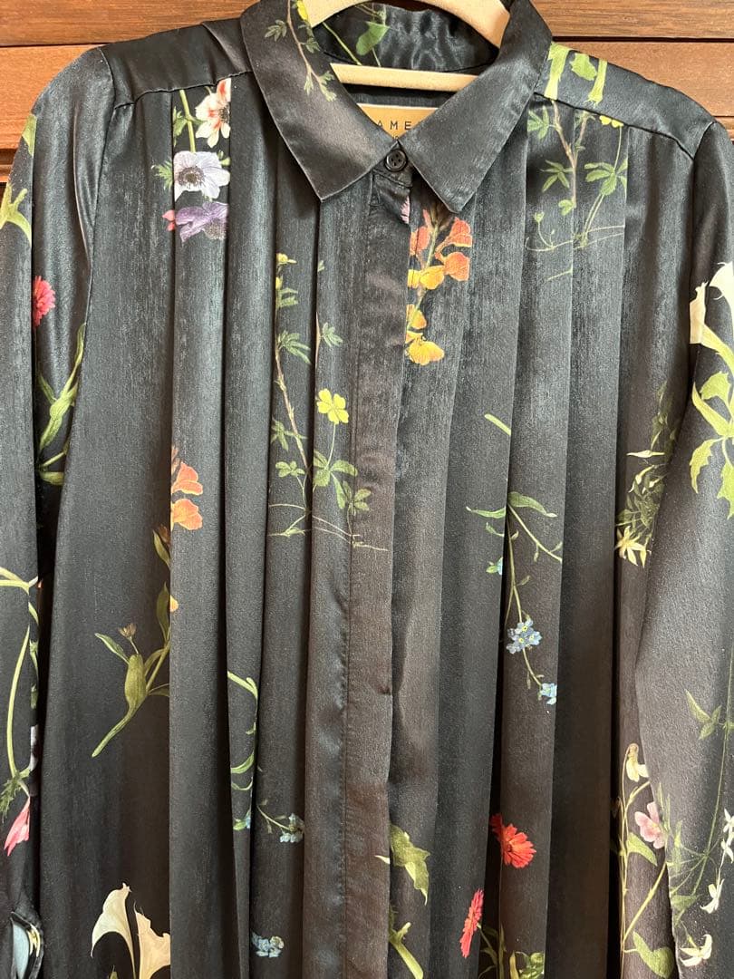 Ameri フラワープリント　プリーツワンピース