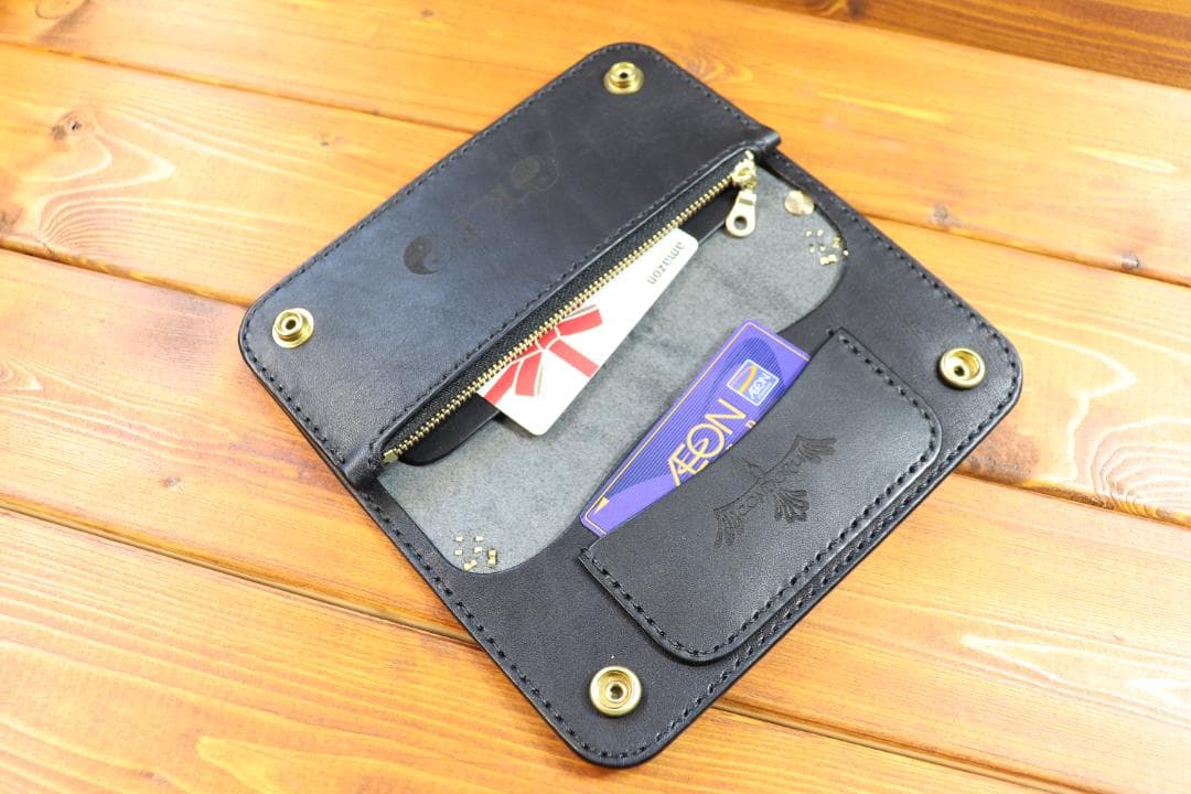 ☆フラワー　スタッズロングウォレット　☆