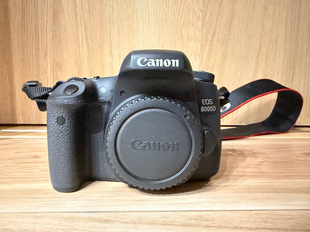 Canon EOS 8000D デジタル一眼レフカメラ＋レンズ２本セット＋メモリ