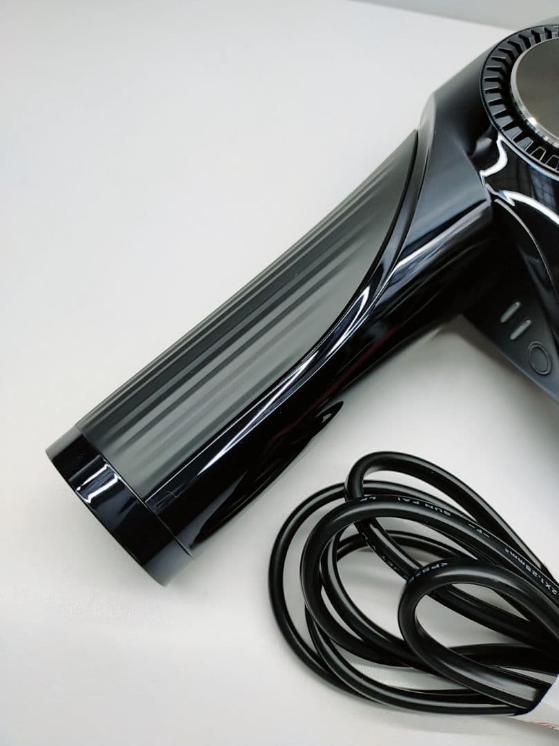 《新品同様》 Refa リファ ビューティック ドライヤー BX MTG