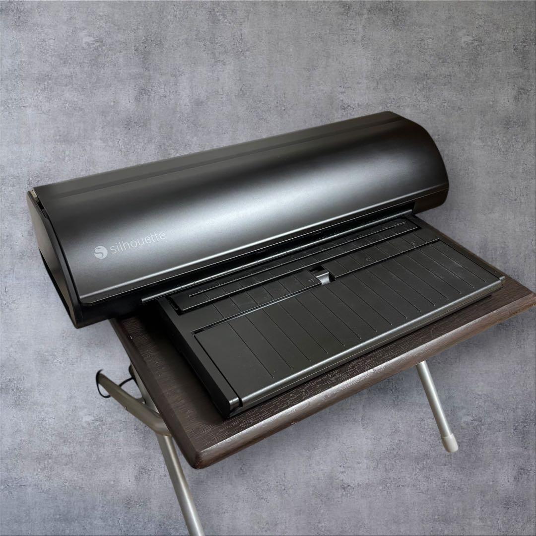 【ほぼ未使用】シルエットカメオ5スターターセットCAMEO5silhouette