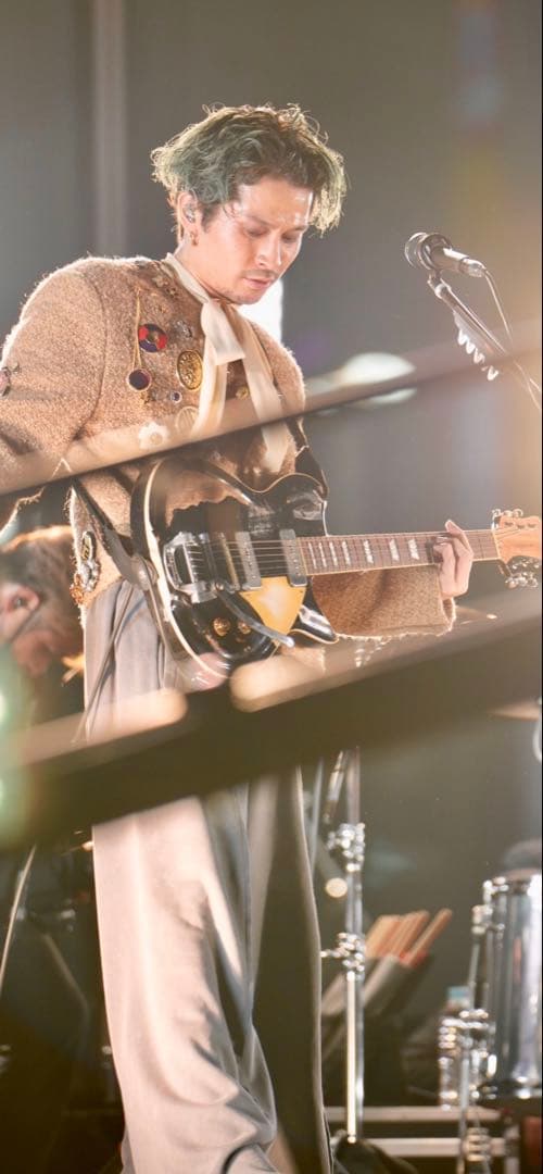 常田大希　ツイードジャケット