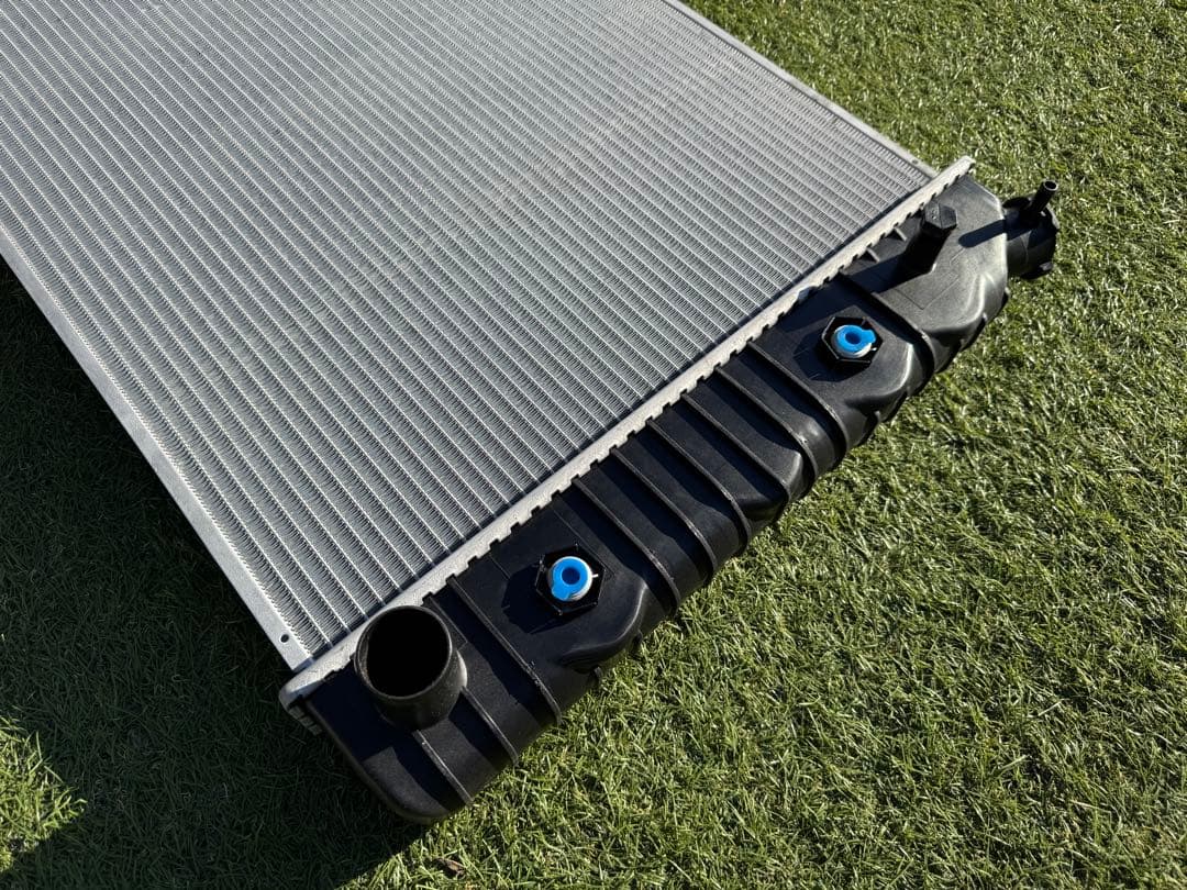 K5 ブレイザー シェビーバン サバーバン ラジエター シボレー