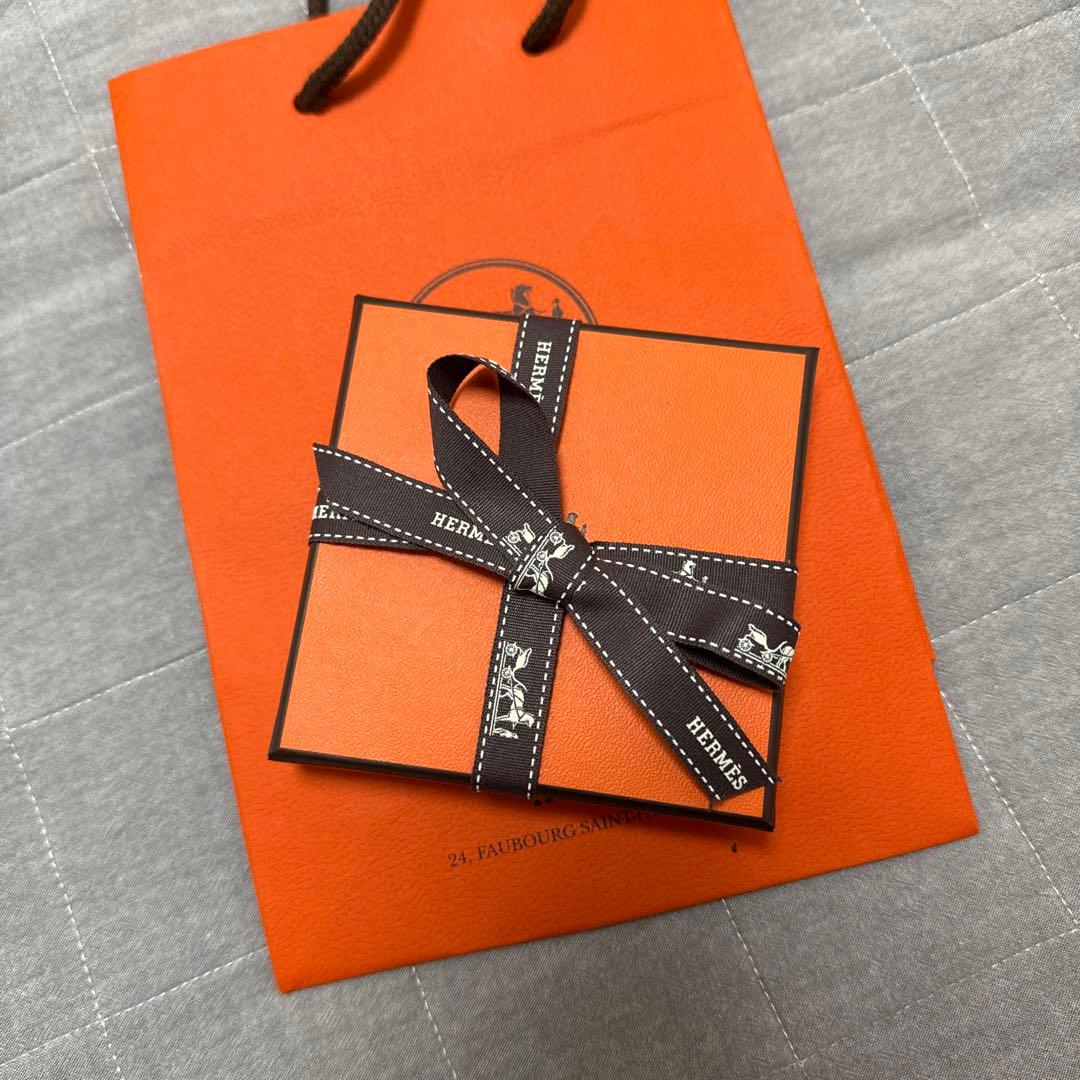 moca⭐︎新品未使用エナメルブレスレット 《ミニ・クリック・ケリー》