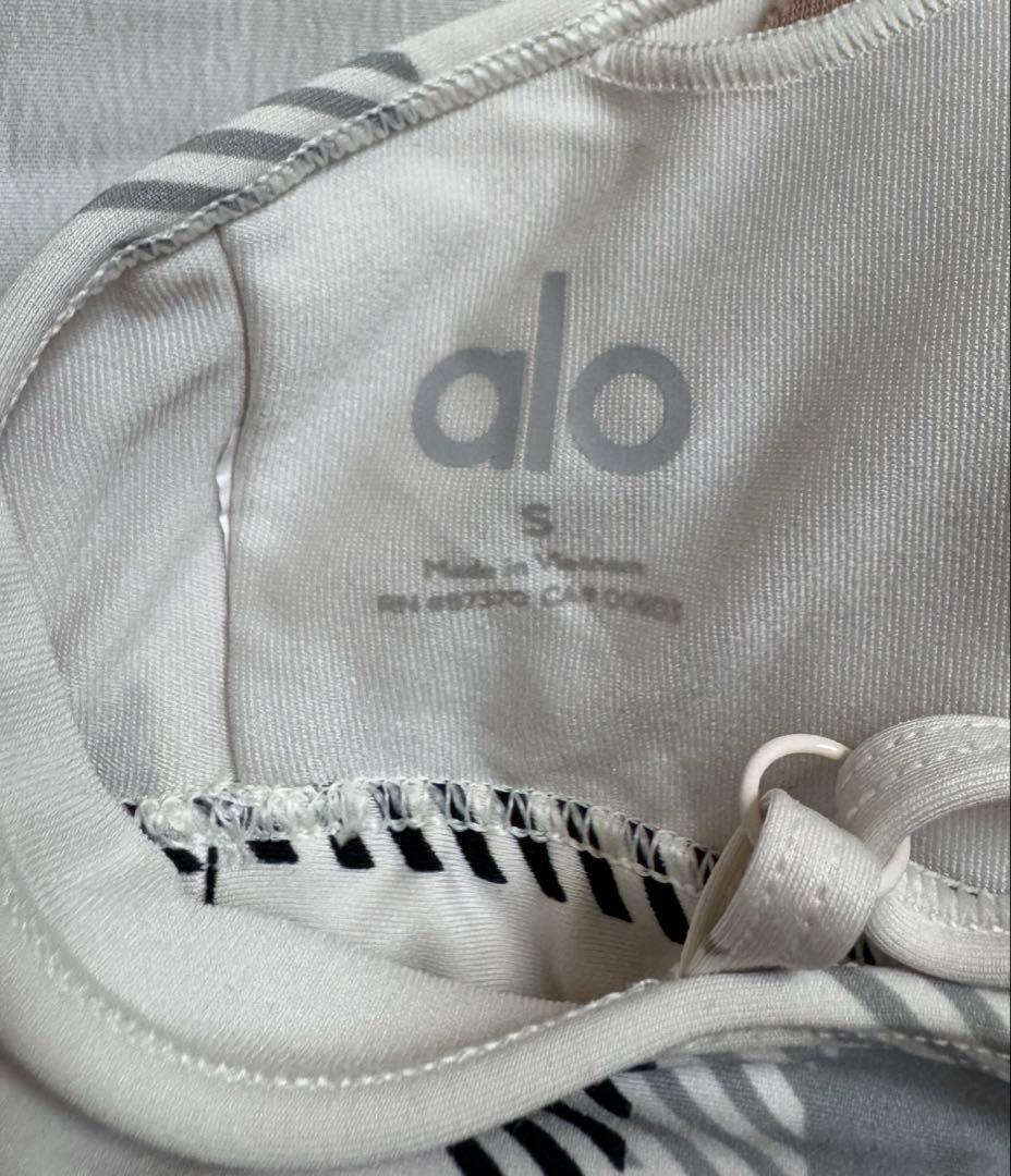 aloyoga アローヨガ　アロヨガ　セットアップ