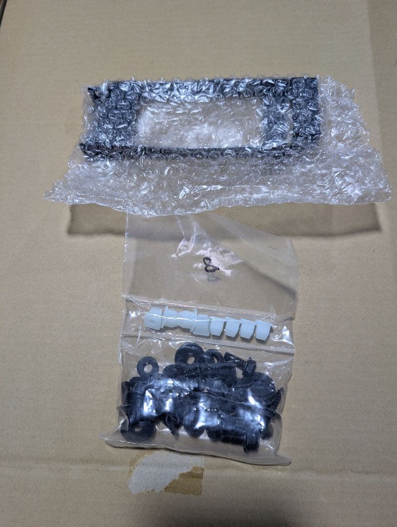 ハイエース　200系　TRD マッドフラップ　泥除け