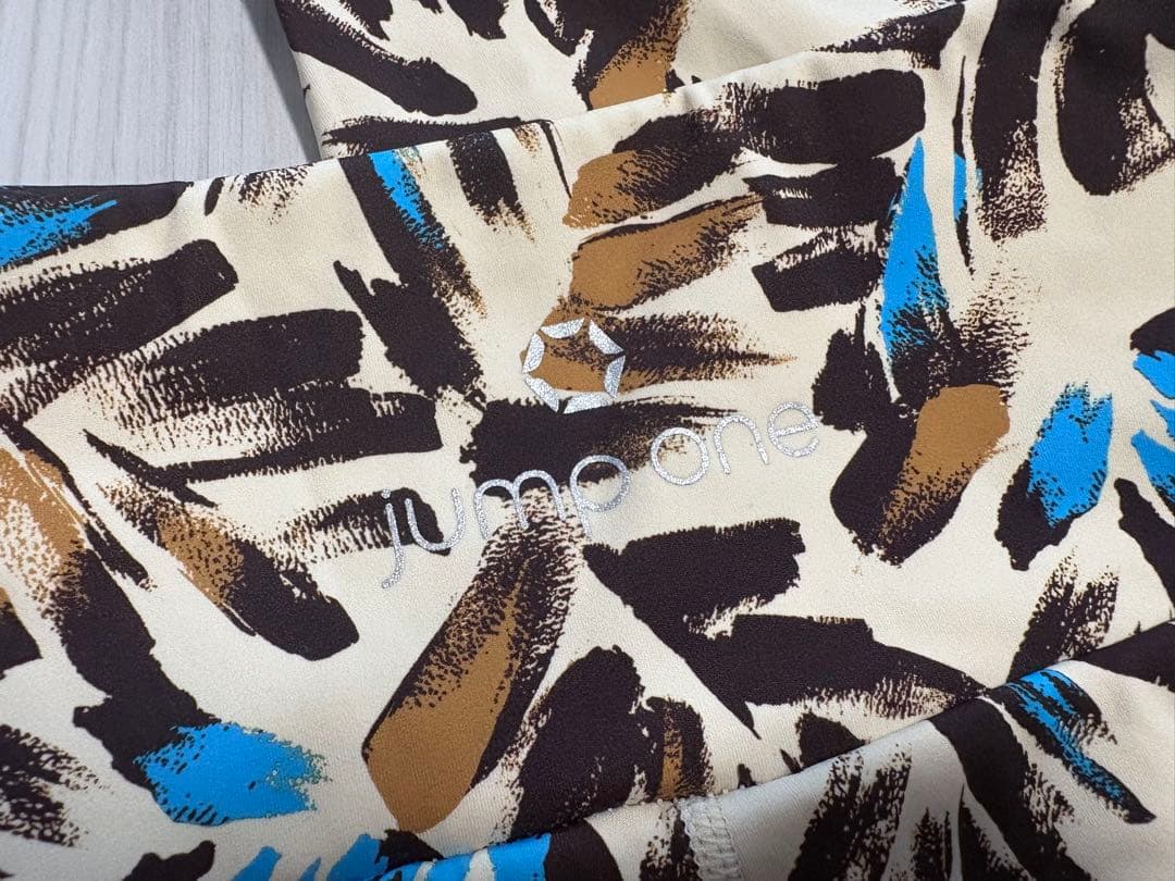 【あい】（2点まとめ）jump one　ボタニカル柄レギンス＋タンクトップ