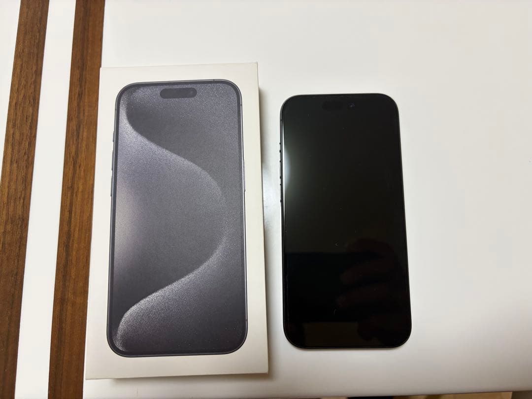 Apple iPhone 15Pro スペースブラック 本体