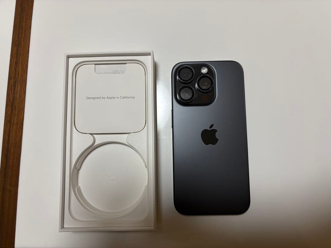 Apple iPhone 15Pro スペースブラック 本体
