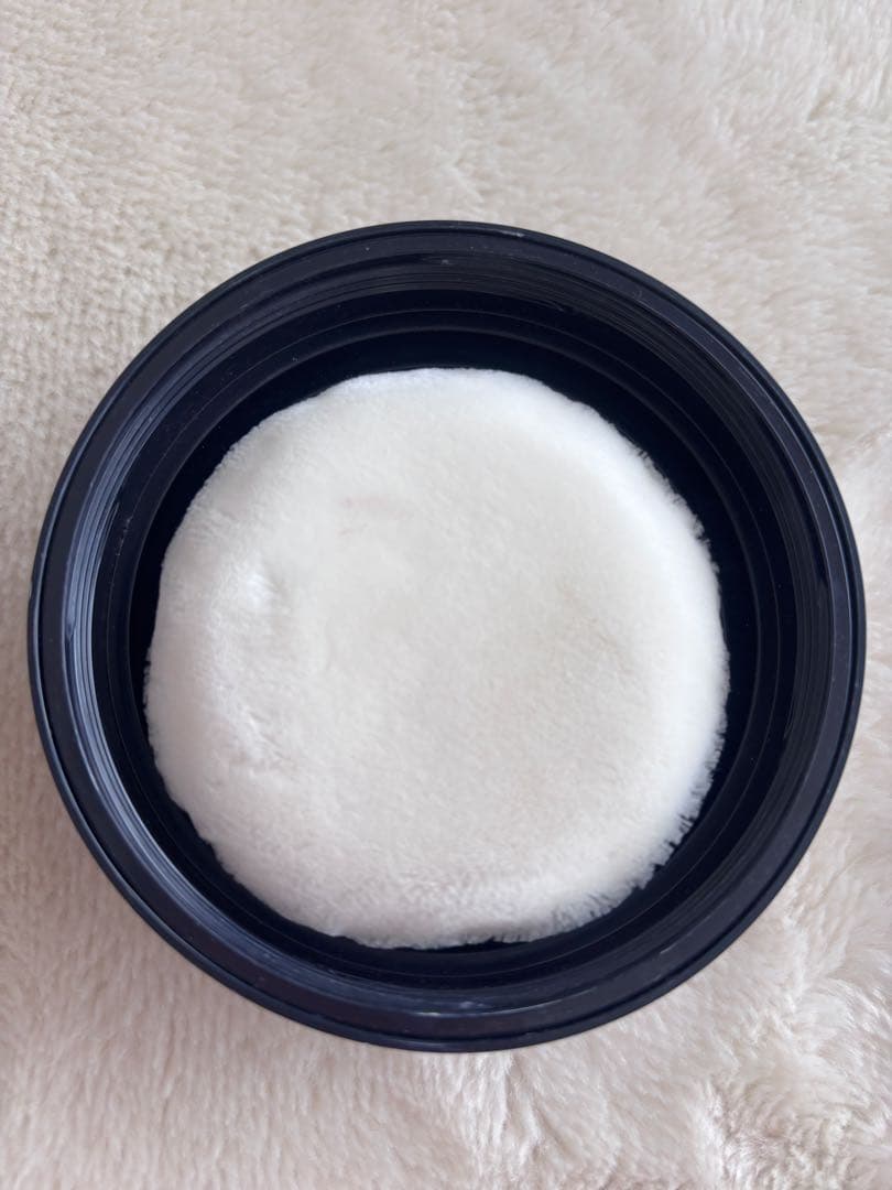 7回使用　クレ・ド・ポー・ボーテ プードルトランスパラントn 1 ライト