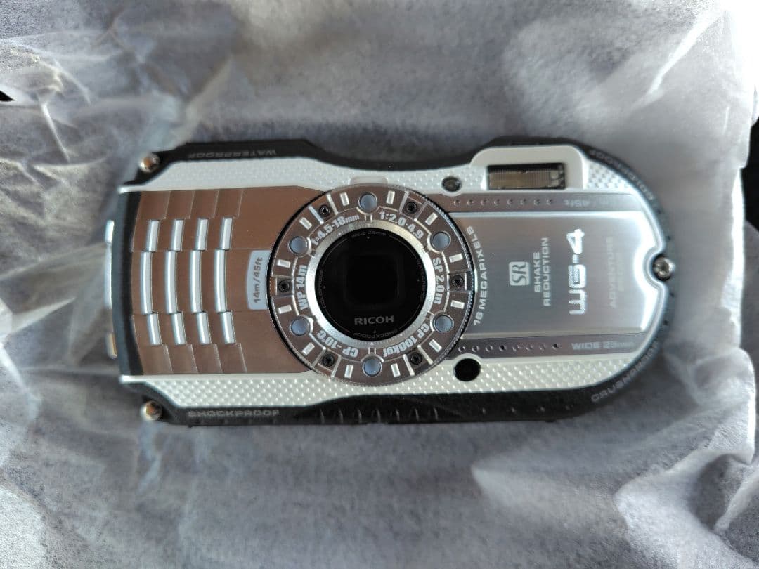 新品　RICOH WG-4 シルバー デジタルカメラ
