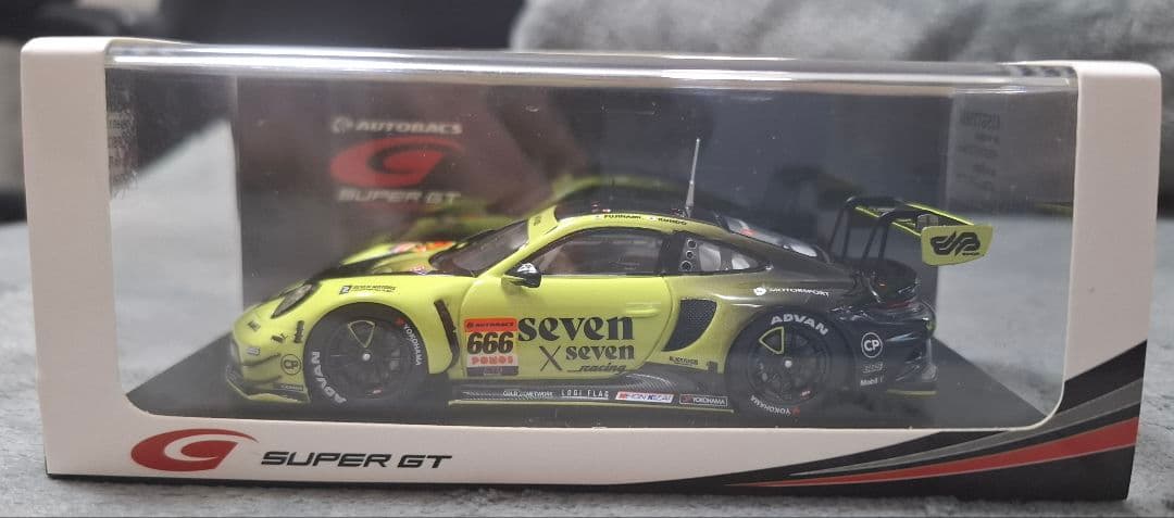 ミニカー Porsche911GT3R seven x seven GT300