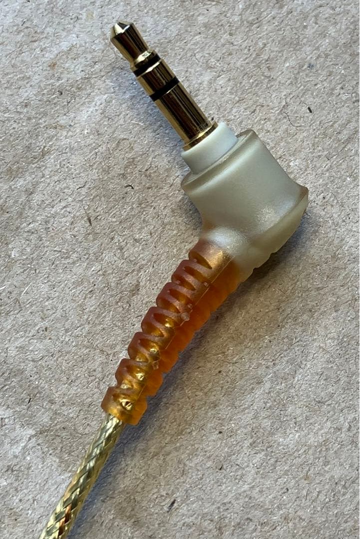 Shure シュア SE846 第一世代 有線イヤホン 中古綺麗品